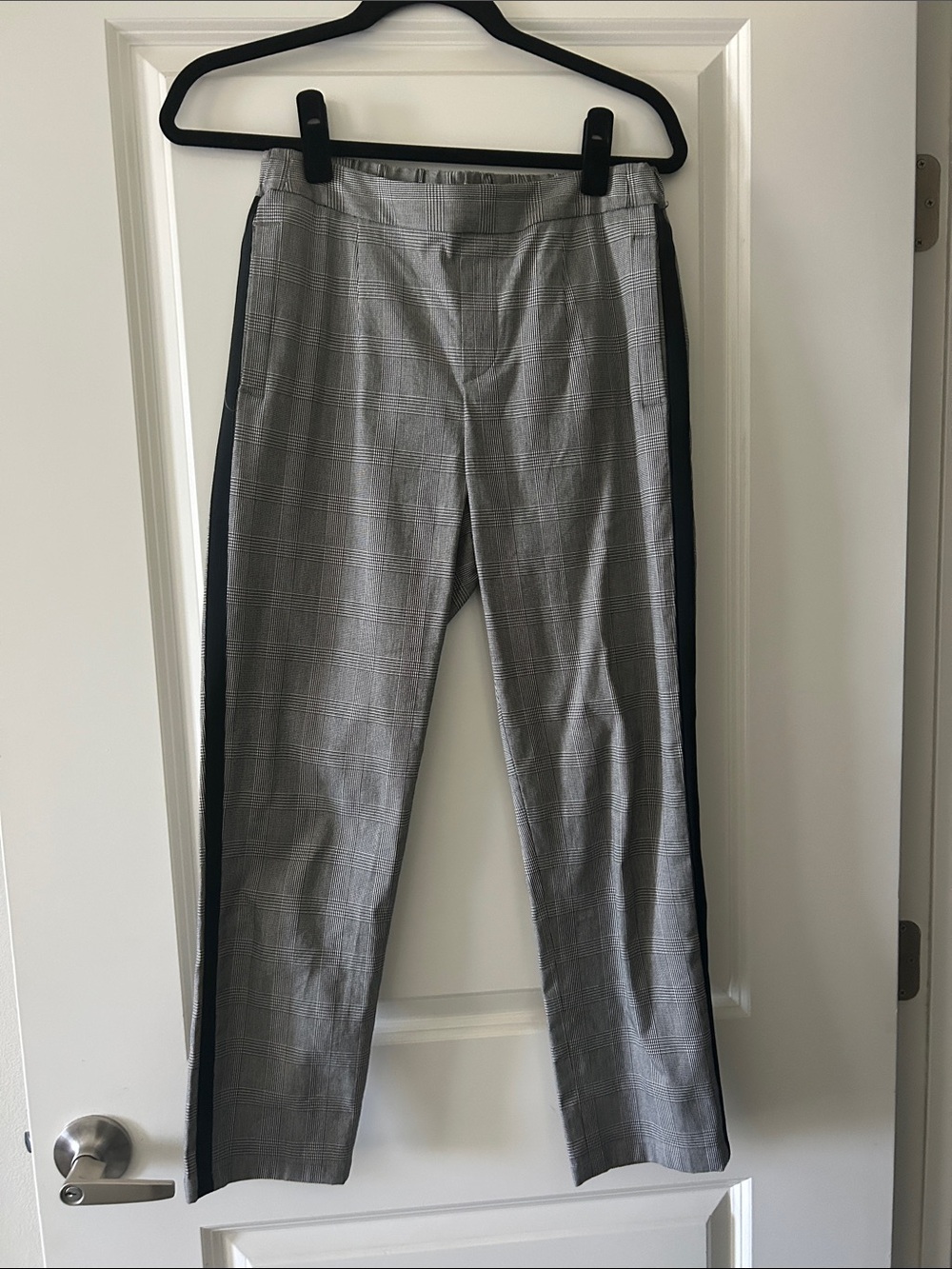 Velvet by Graham & Spencer Gray Plaid Dress Pants with Black Side Stripe